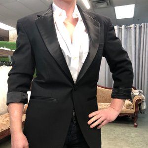 Chic Black Tuxedo Jacket! Sample, EUC, Satin lapel, buttons & pockets Boyfriend